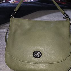 NWT Coach Messenger Style Purse In Vintage Green 