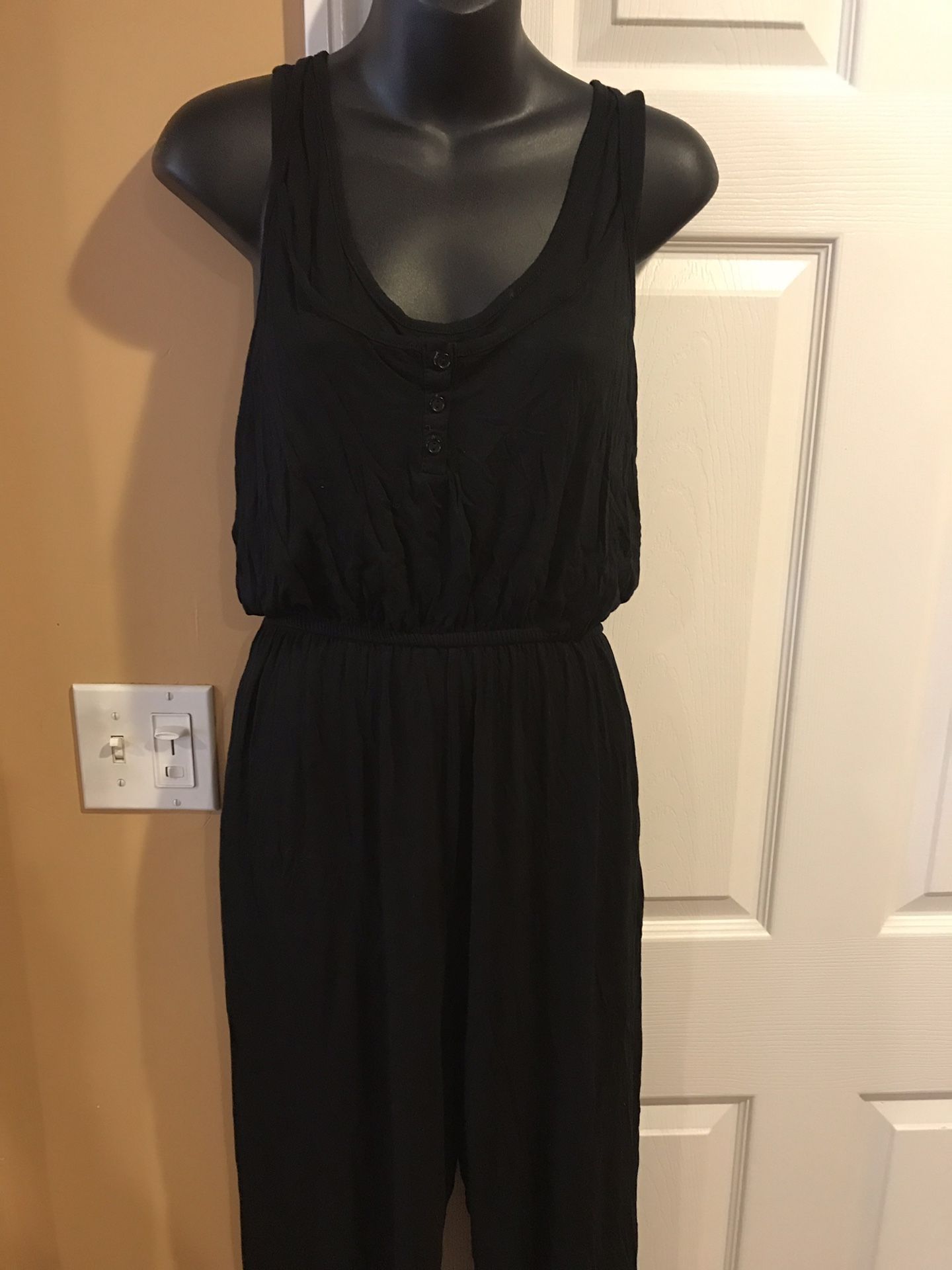 Name brand (BARll) lrayon material relax jumpsuit