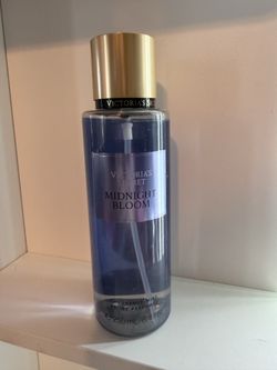 Midnight bloom VS perfume