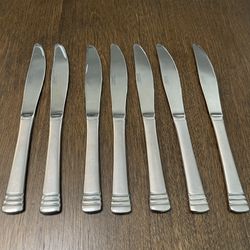 Cambridge Stainless Flatware Codie Pattern Dinner Knife's Set Of 7 Vintage Lot