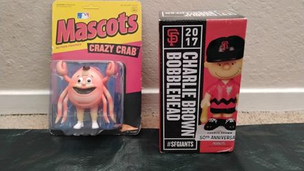 SF Giants Charlie Brown Bobblehead And Crazy Crab