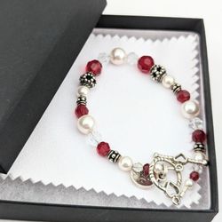 Beautiful 7.5" 925 Silver Bracelet W/ Crystal Glass Red Rhinestone and Faux Pearls 