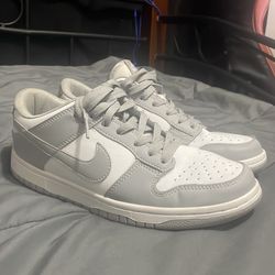 Nike Dunks - Size 8.5