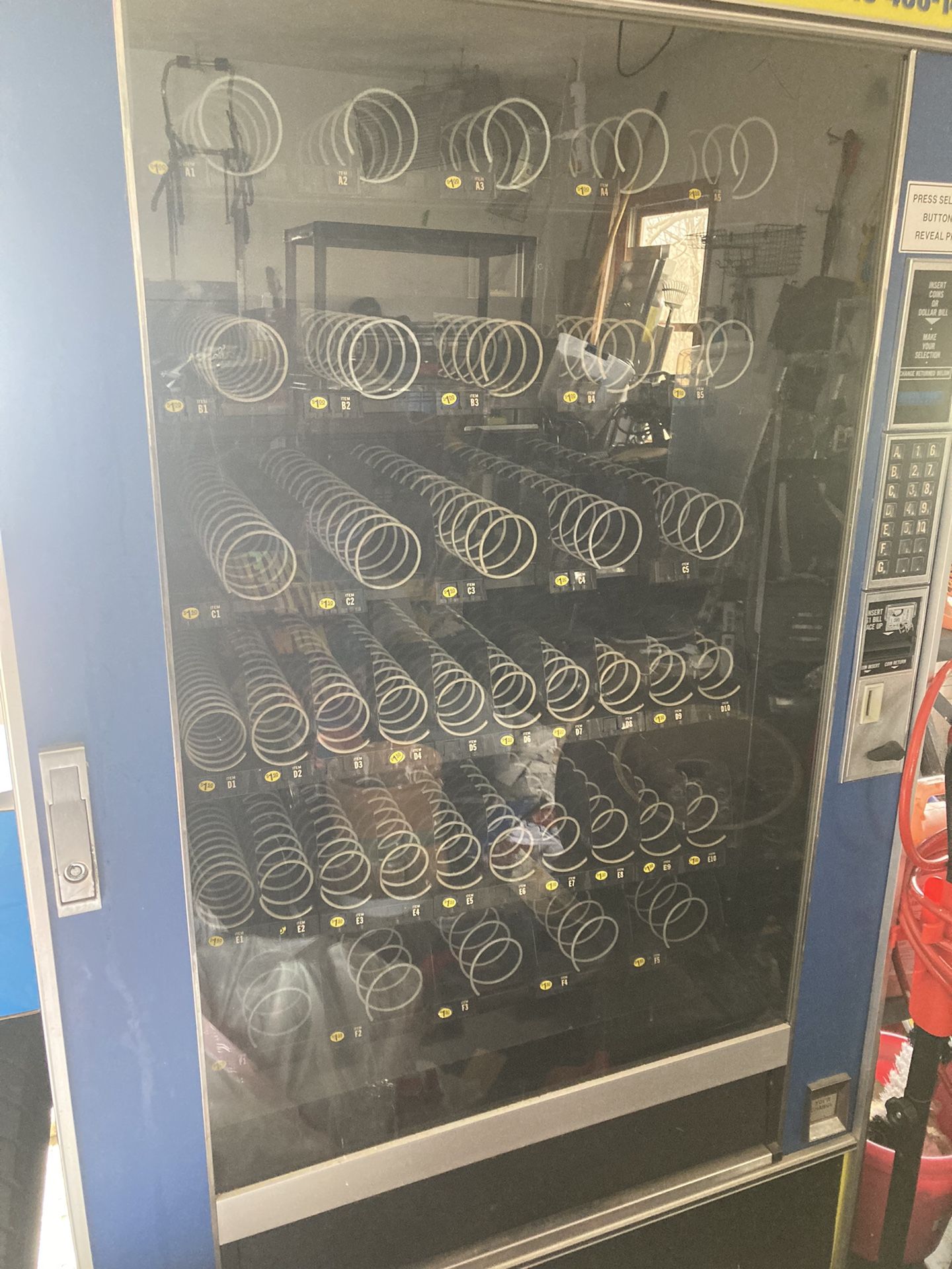 Snack Vending Machine