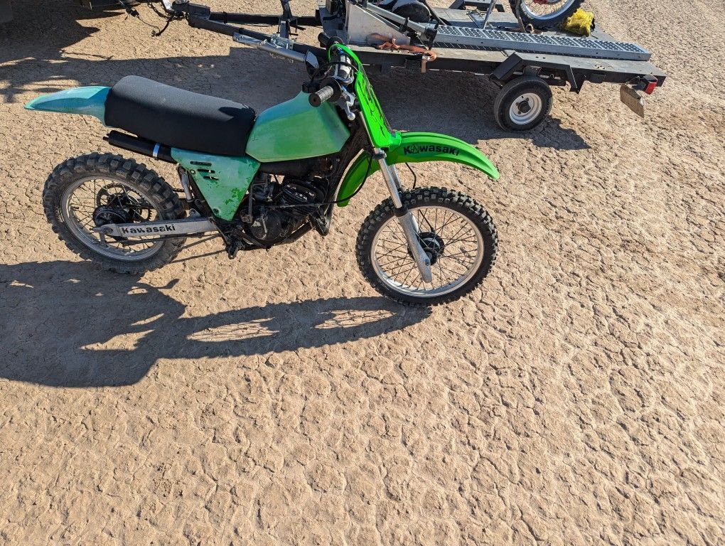Kawasaki Kx80 Runs Great No Issues for Sale in Las Vegas, NV - OfferUp