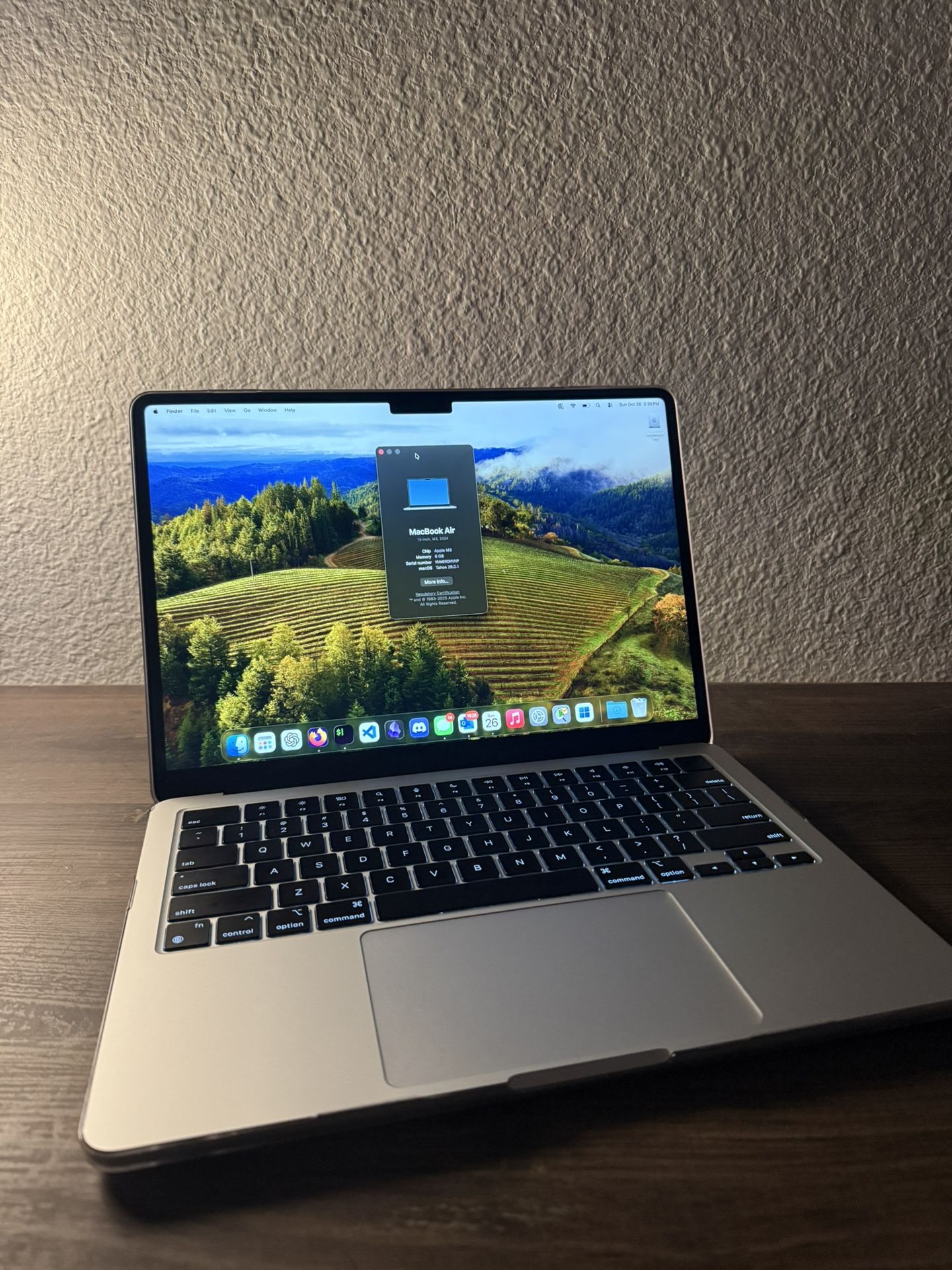 Apple MacBook Air M3 13” – Excellent Condition