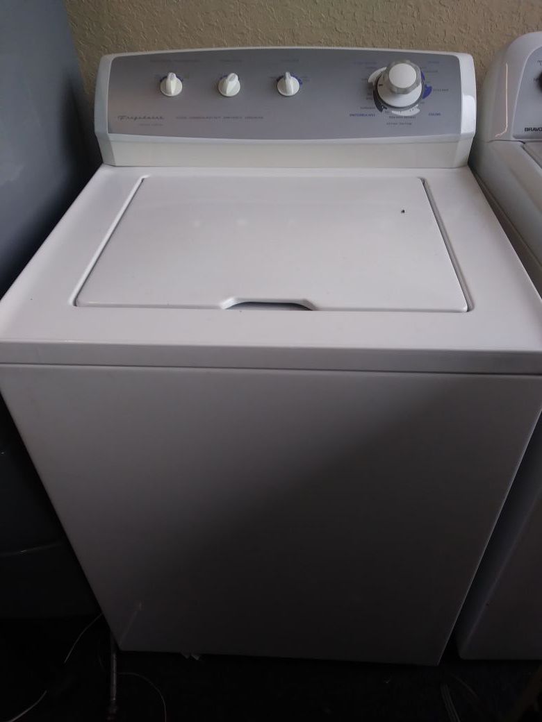 FRIGIDAIRE LIMITED EDITION COMMERCIAL HEAVY DUTY WASHER 3 MONTHS WARRANTY FREE DELIVERY IN VOLUSIA AND SEMINOLE COUNTY