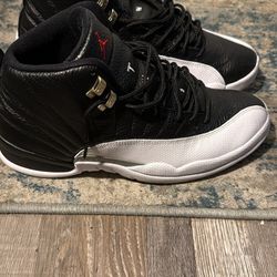 Air Jordan 12 Retro Black University