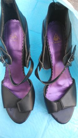 Cavaricci lady's high heels
