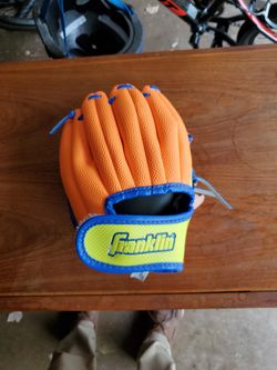 Kid Size Franklin Baseball Glove