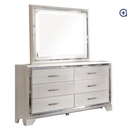 Lenox Dresser With Mirror