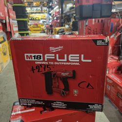 MILWUAKEE M18 FUEL BRUHLESS CORDLESS 18-GAUGE FINISH NILER TOOL ONLY NEW 