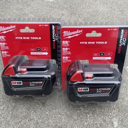 Milwaukee M18 18-Volt Lithium-Ion XC Extended Capacity 2x 5.0 Ah Battery Pack  $120  New