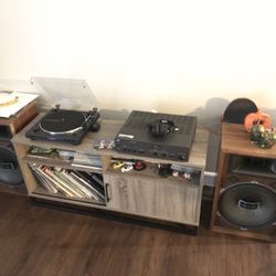 Vinyl Record Player Set 