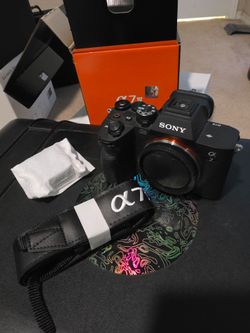 Sony A7iV a74 alpha mirrorless digital camera