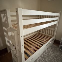 Twin Bunk Bed 