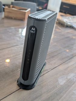 Motorola Mb8611 Docsis 3.1 Cable Modem with 2.5g Ethernet, Approved for Comcast Xfinity Gigabit
