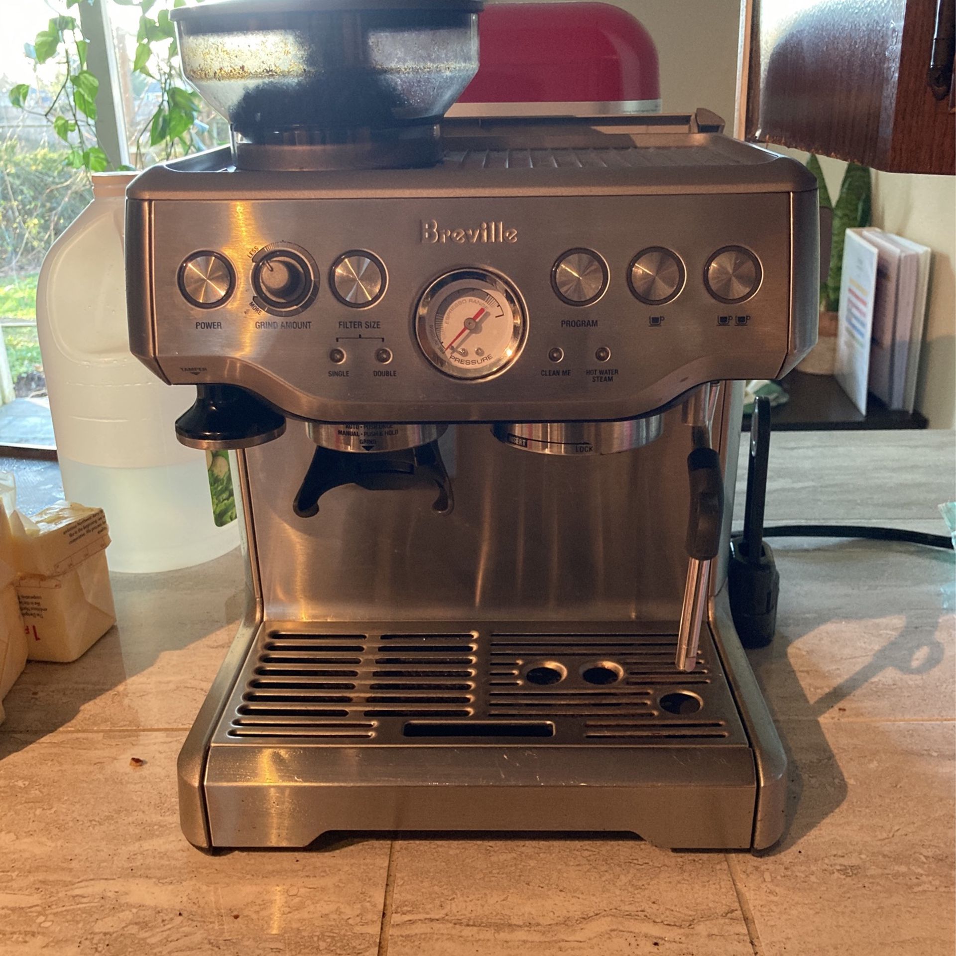 Breville Espresso Machine BES870 (pending)