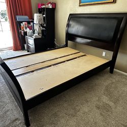 COASTER solid Wood QUEEN Contemporary /Modern Sleigh Bed Frame. No Mattress Box Needed. 