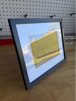 Picture frame 8 x 10”