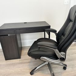 Desk and Chair Set 