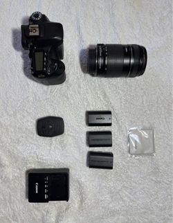 Canon EOS 80D camera bundle (Bundle only)