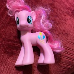 2010 Hasbro My Little Pony PINKY PIE 6” Tall Pony Figure