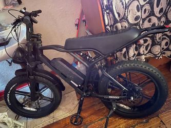 Tst R002 E Bike (needs charger )