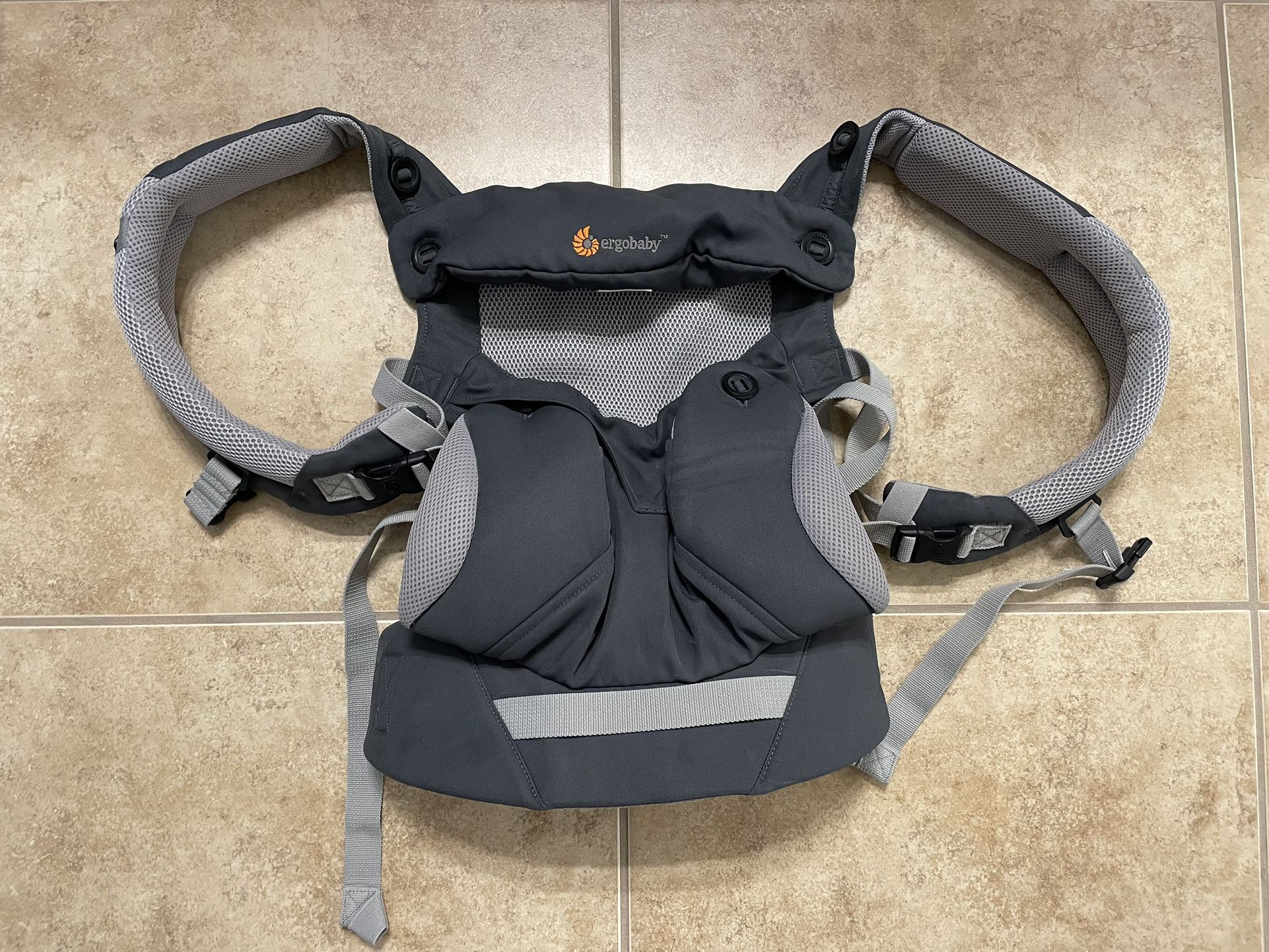 Ergobaby 360 Mesh Baby Carrier with Infant Insert