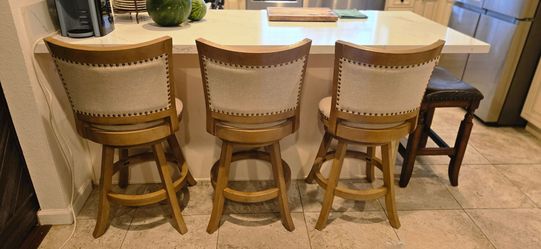 Wood Swivel Bar Stools