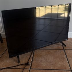 VIZIO 32’ INCH D-SERIES
