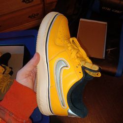 Nike Air Forces Size 7.5 