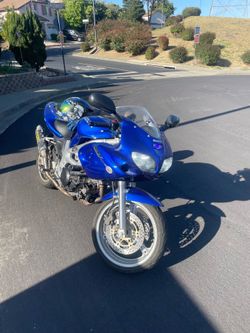 2001 Suzuki SV650S