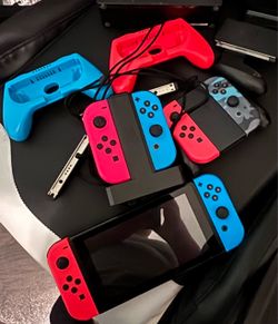 Nintendo Switch and Controllers