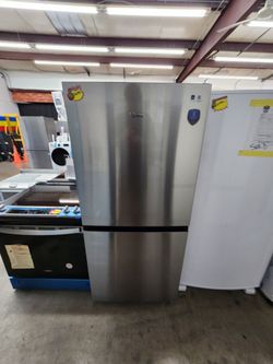 MIDEA REFRIGERATOR TOP AND BOTTOM🥶
