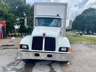 Kentworth Box Truck