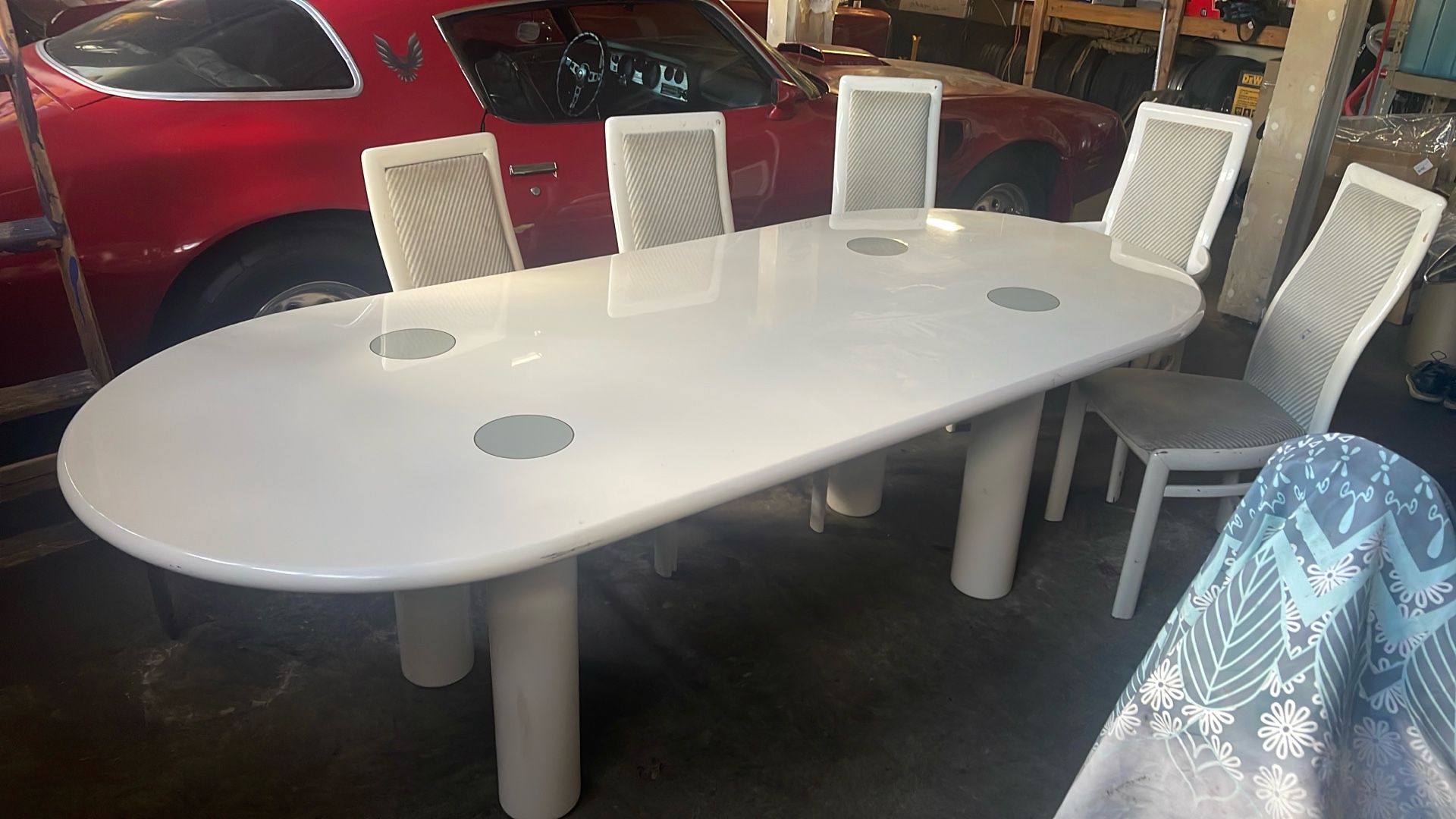 Dining Table & Chairs