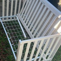 Baby Crib And Changing Table Set 