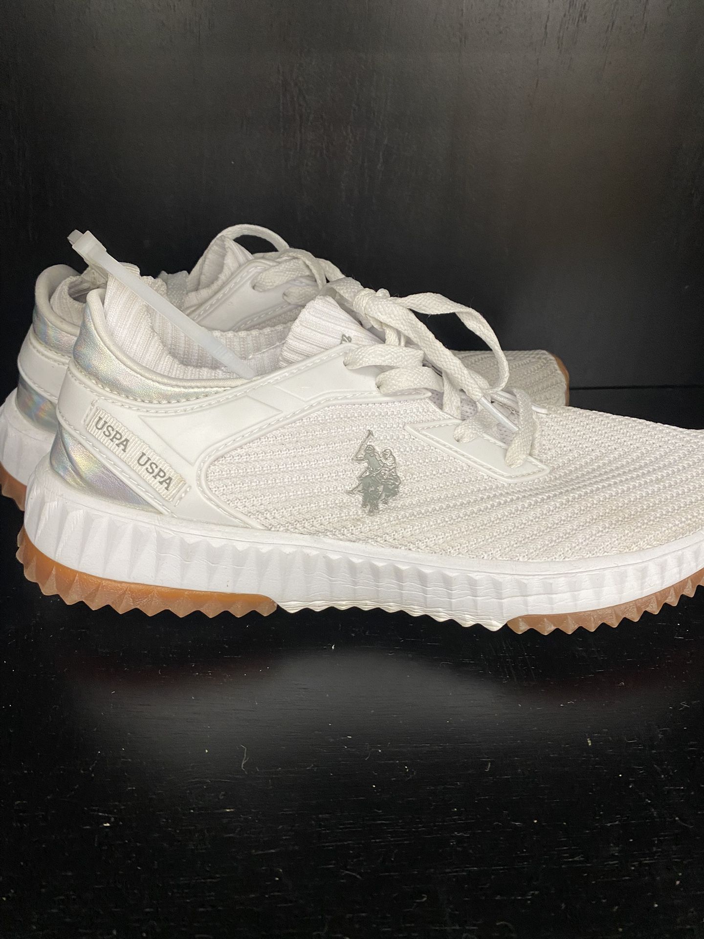 Size 8.5 Polo Ralph Lauren shoes 