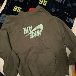 Travis Scott Sweater