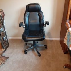 Office Chair. Great Condition 