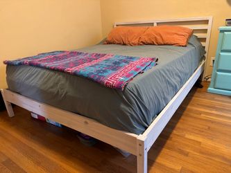 Queen size bed (mattress, bed frame, memory foam topper)