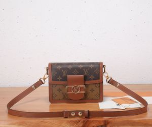 Dolphine 𝐋𝐕 𝐋𝐨𝐮𝐢𝐬𝐕𝐮𝐢𝐭𝐭𝐨𝐧 Mini Shoulder Crossbody Bag 