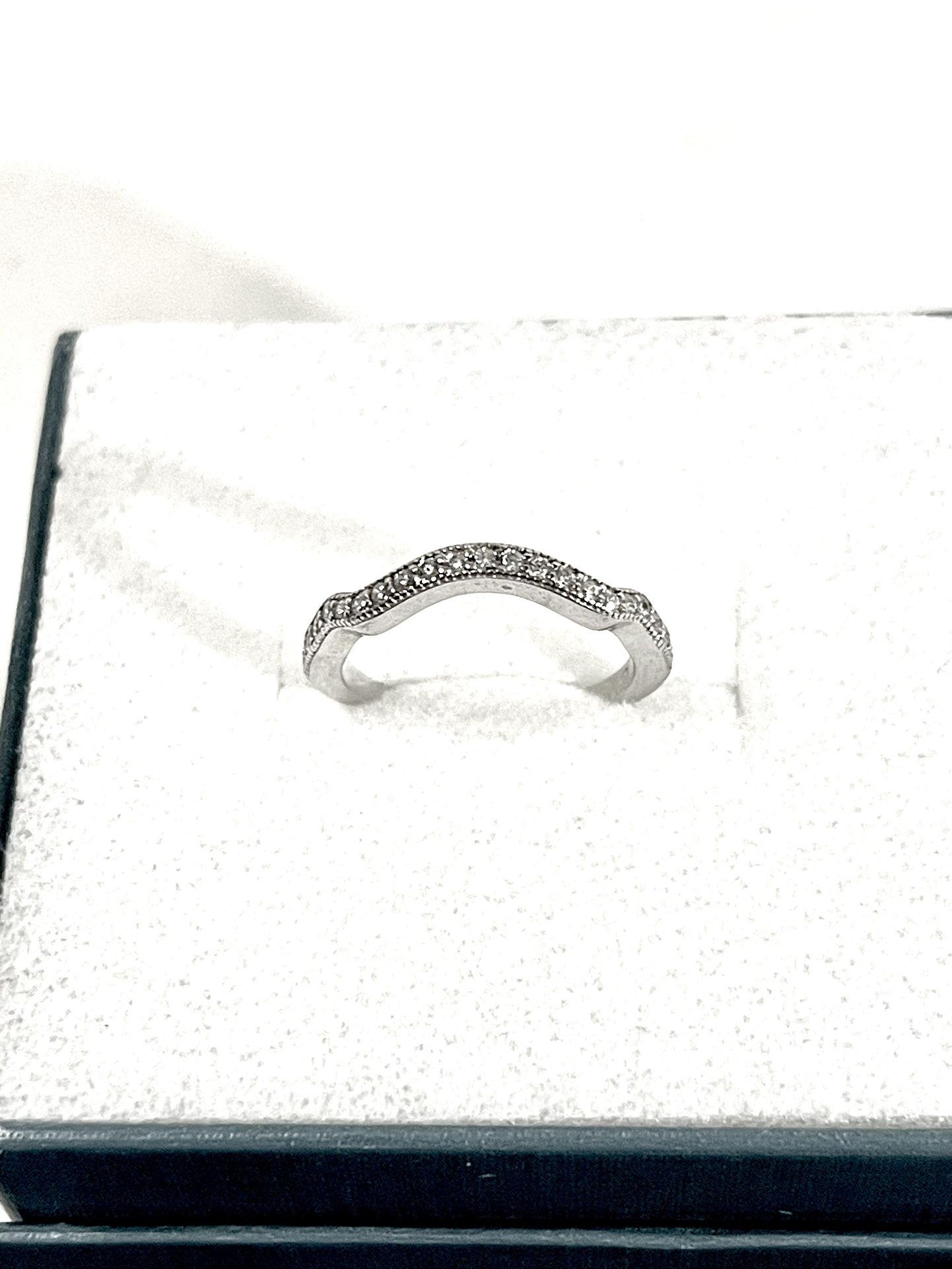 Brand New .925 Silver Wedding Band Ring With Cubic Zirconia Cz Diamonds. Size 5.