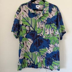 Obey graphic shirt
