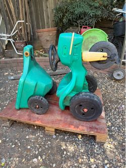 Children’s Rideable Toy Tractor