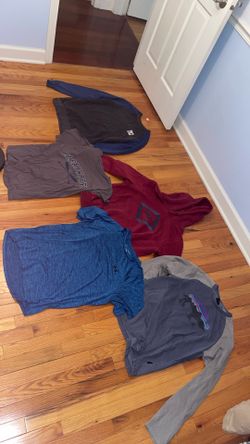 T-shirt/Hoodies