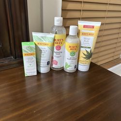 Burt's Bees Bundle 🐝🌻