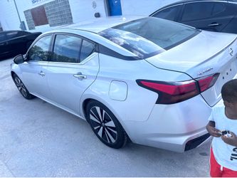 2020 Nissan Altima