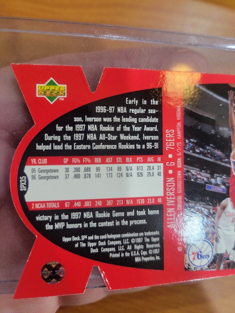 Allen Iverson 1997 Upper Deck Spx Rc #spx35 Holo Gold Die Cut Basketball Card main image 1